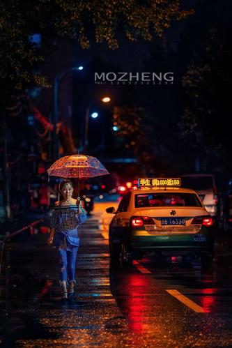 《闲人自爱芭蕉，潇潇又潇潇》作者:昨夜天【主播:梦里水乡】【桃源国际诗歌集团】桃源♬ 馨声（图6）