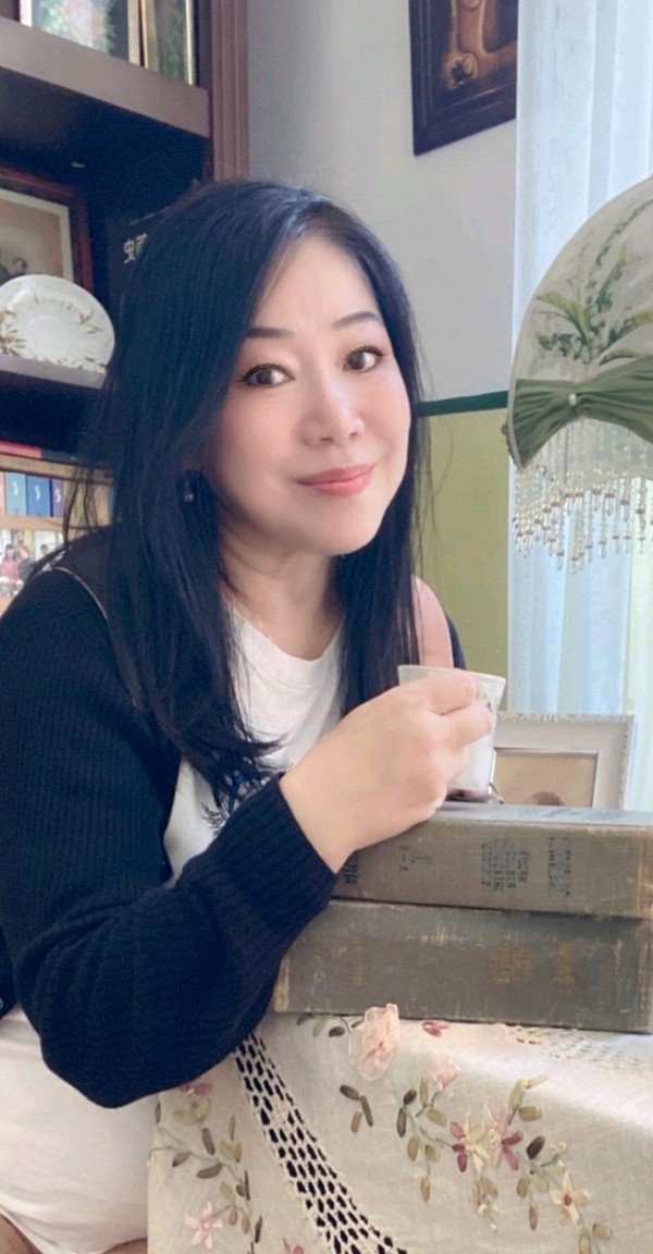《月亮我想做你的阿哥·月圆中秋的时候》作者:刘汉兴‖主播:园园【中国现代诗歌文化传媒】现代♬ 馨声（图15）