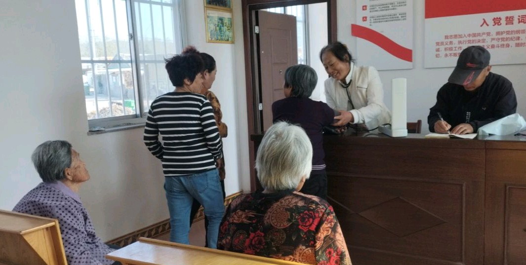 便民服务常态化 传递真情暖人心(图2)