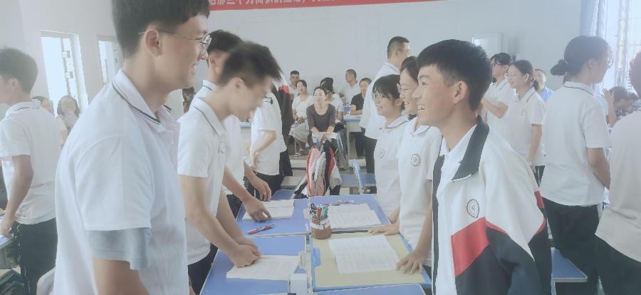 勐腊一中罗红:多快好省的“三标课堂”