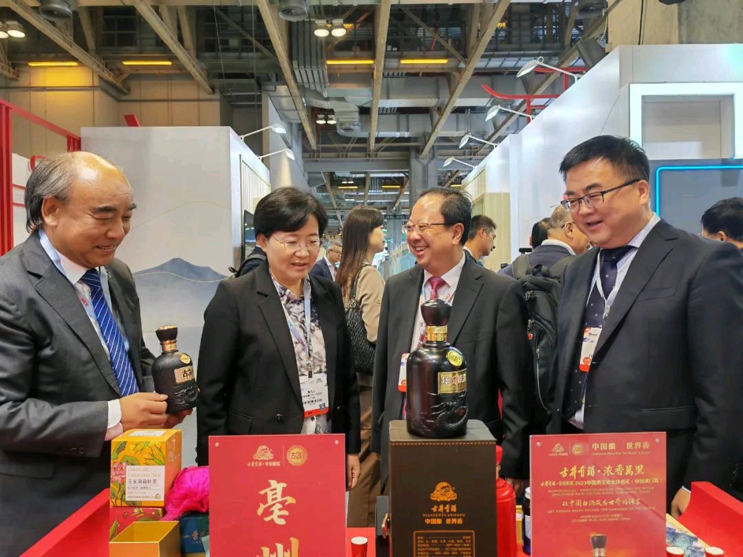 安徽亳州市市长秦凤玉率团赴澳门开展经贸交流活动