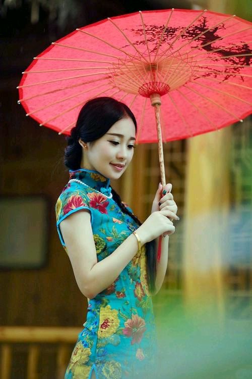 《藏起来的爱》作者:蓝精灵【主播:悠闲】【桃源国际诗歌集团】用声音传递温暖以诵读致敬人生♬（图5）