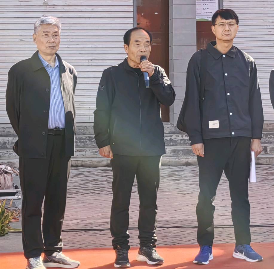 2023第三届重阳节暨双龙山文旅名人名家书画艺术展开幕（图5）
