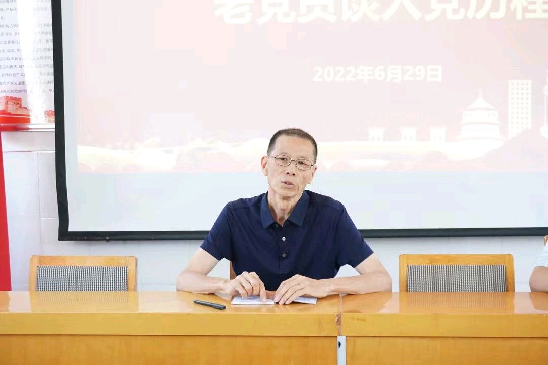 荐赏 七律·一带一路(组诗)/作者/ 张应平老师/《新华文学社》个人专辑/编辑:文苑牧童/都市头条（图12）