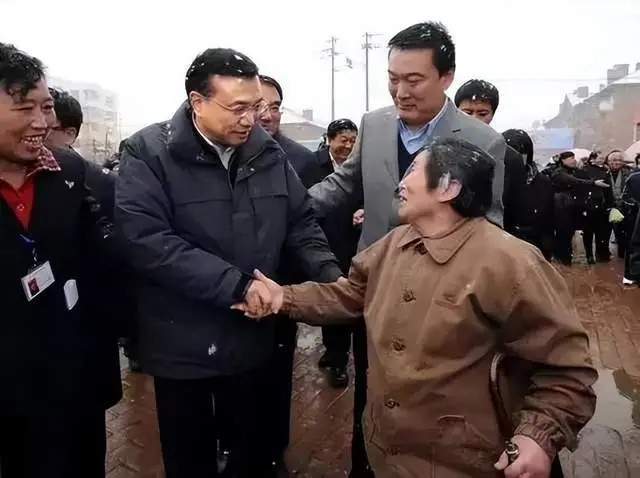 蕙质兰心朗诵【我的爱何处安放】作者/雷金钟（图5）