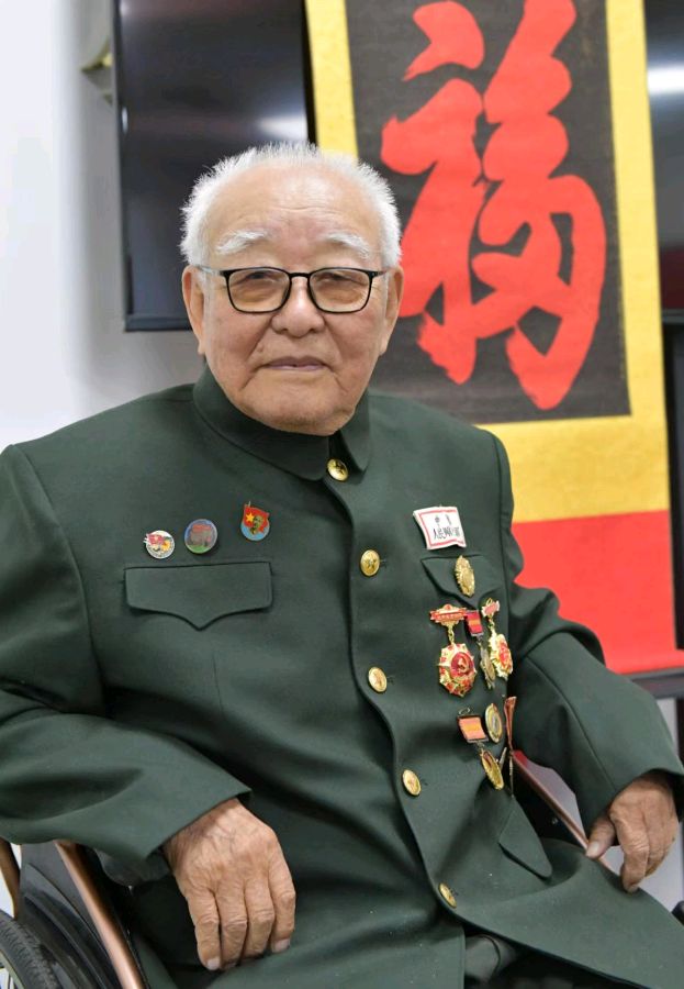 【中国长江文学社】有声文学平台《与圣洁同行》作者焦凡洪/诵读周圣凯/制作宋梅【第6788期】（图14）