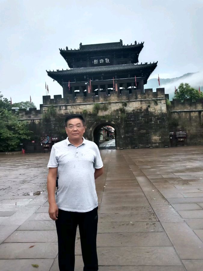 哭克强——作者：徐鸿茂——【民族诗人】征稿——都市头条（图6）