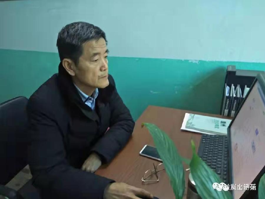 ［摄影诗文栏］七绝·题小弟照《秋染稻田黄》（文/邹晓华）……莲叶之珠文学社（图4）