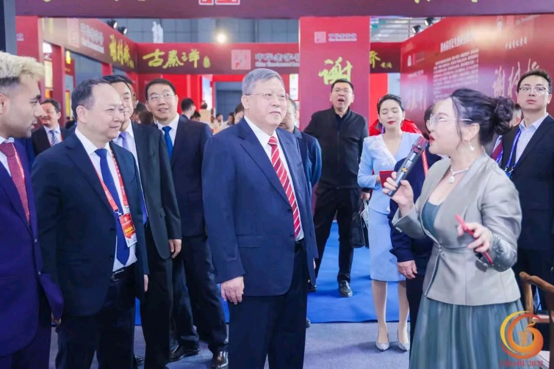 丝路美酒,醇享世界 | 大秦论 • 加冕酒闪耀国际酒业展览会,并荣获国际文化创意设计大赛三等奖!(图12)