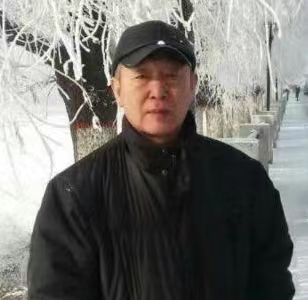 《雪花》作者:玲子【主播:胡嘉镇】【桃源国际诗歌集团】用声音传递温暖以诵读致敬人生♬（图13）