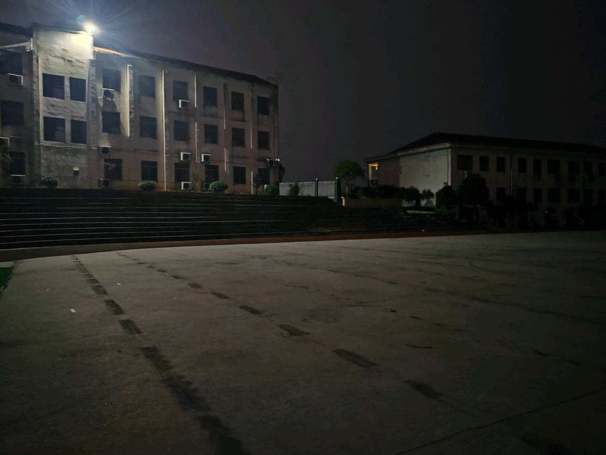 金牌主播朵而诵/金色中国文：《再现当年的我》（图2）