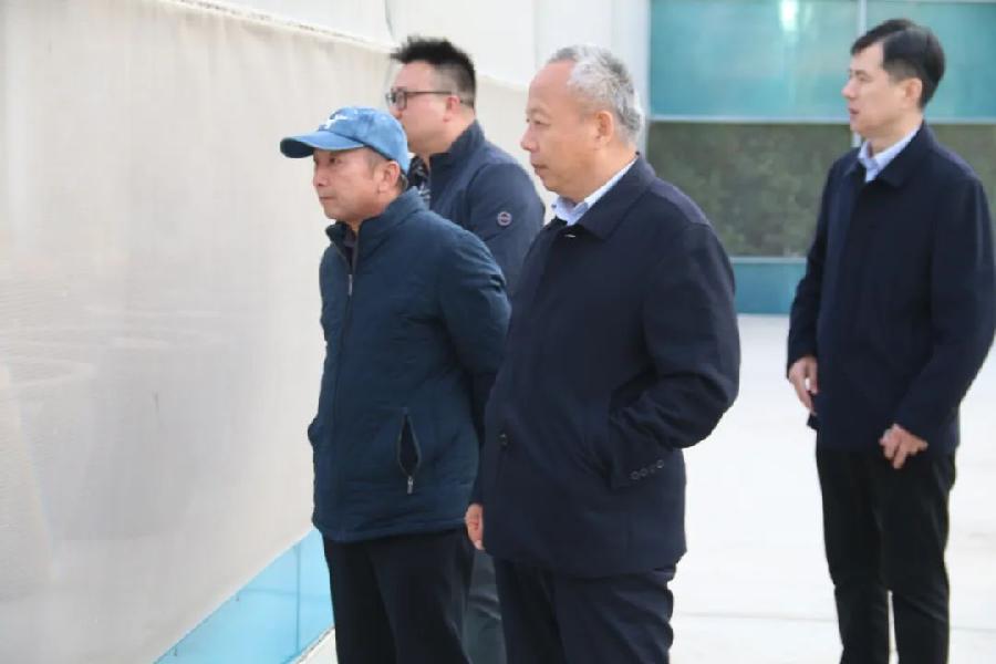 山东省政协原二级巡视员李美华等领导一行来到正信味业参观（图2）