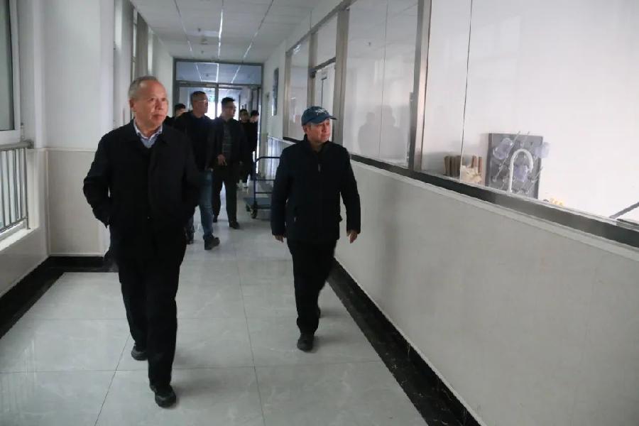 山东省政协原二级巡视员李美华等领导一行来到正信味业参观(图10)