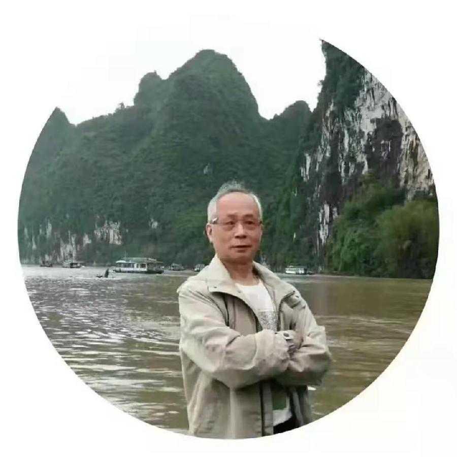 【海外诗译】精品双语朗诵《天上的星光》作者|欧阳天、英译|静好、审译|吴伟雄、朗诵|张淑琴(图8)