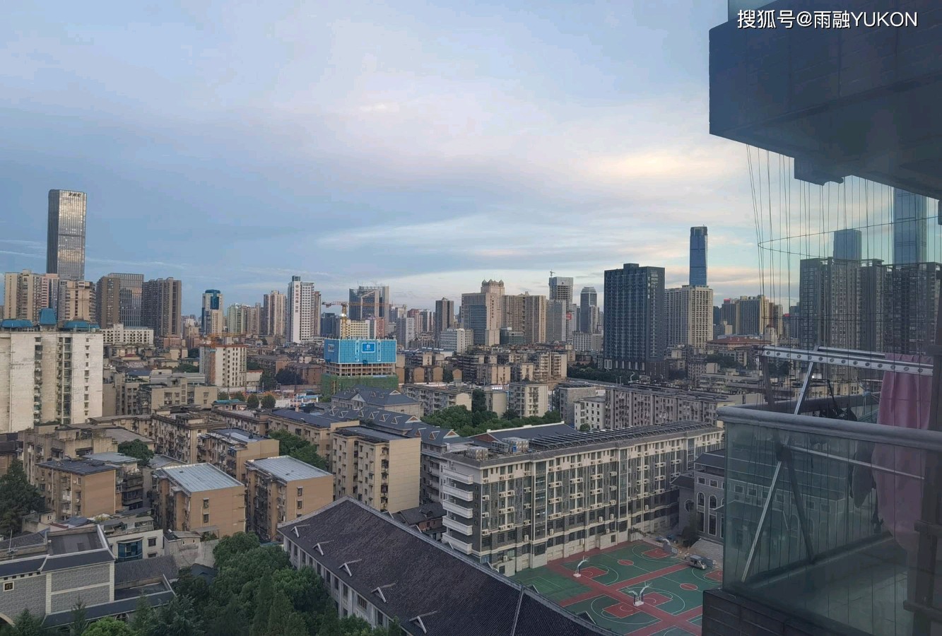 《南京之诵》作者/周贤望 配乐/紫金茉莉 朗诵/华人诗社朗诵团（6）人合诵（图7）