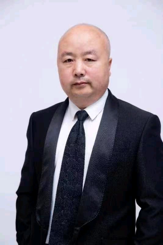 弘华朗诵【戈壁胡杨之爱情】作者/草一（图2）