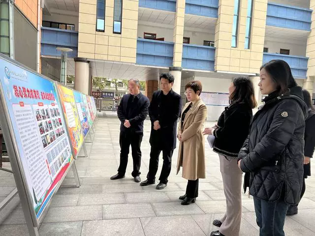 山阳县委常委、宣传部部长张培检查指导群众性精神文明建设工作