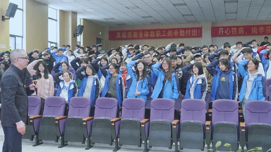 上海新纪元富宁分校高快演讲之星(1)刘子杰:打造高快人生,赢取考场高分