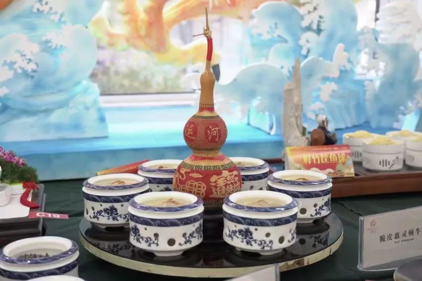 “新时代·新鲁菜”创新职业技能竞赛聊城复赛暨“技能兴鲁”职业技能大赛—第六届山东省旅游饭店行业职业技能竞赛聊城选拔赛正式启动(图19)
