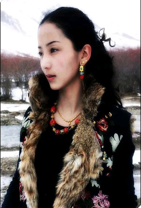 请欣赏仲人老师的作品《西藏 扎西德勒》诵读·编辑//海纳百川【第7007期】（图6）