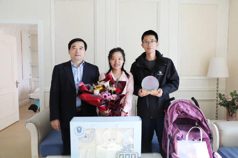 同贺喜!东昌妇幼第一万名宝宝随“高铁时代”来报到!(图2)