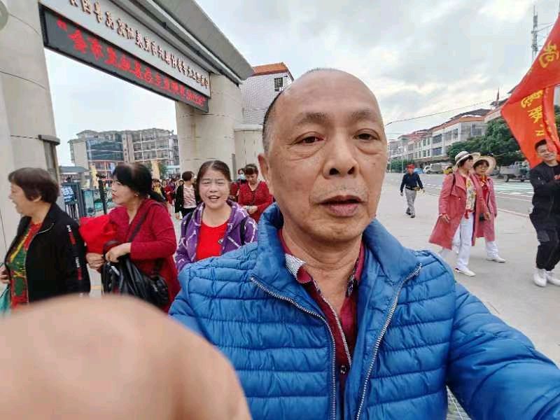 《抓好党建添活力》联机全球发布李辅庆作品欣赏（图9）