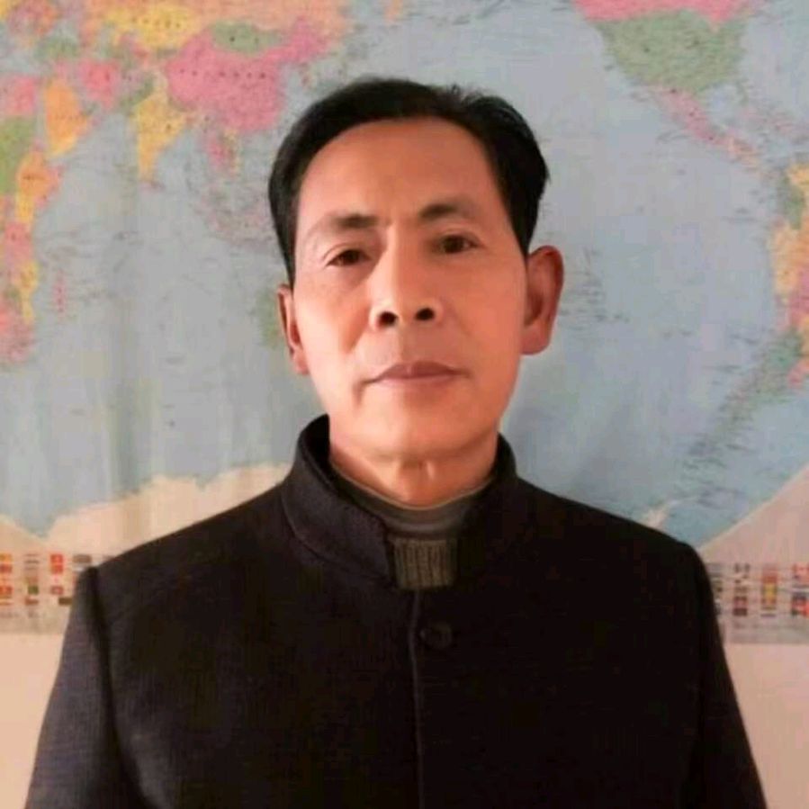 《现代著名诗家鉴赏合集》，作者:薛鲁军、王绵勇、深海、刘文波、龙游天下。[中国现代诗歌文化传媒]（图8）
