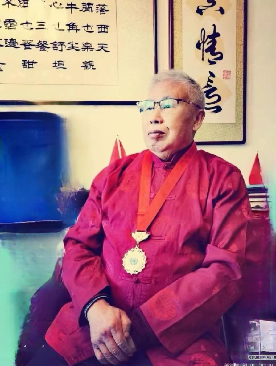 丹亚洲:中国当代著名书法家郑佩服老师书法作品欣赏(图4)