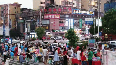《现代古诗词鉴赏》作者：钱立兵、刘文波、郭小林。[中国现代诗歌文化传媒]（图6）