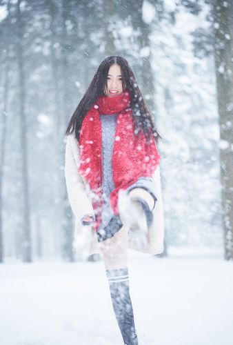 《七律·四季如画》作者:陈晓云【主播:老红酒】【中国现代诗歌文化传】古韵鉴赏♬（图4）