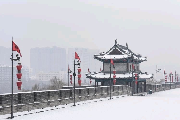[经典推荐]鲁坡//旅途中遇雪偶记[二首]（图3）