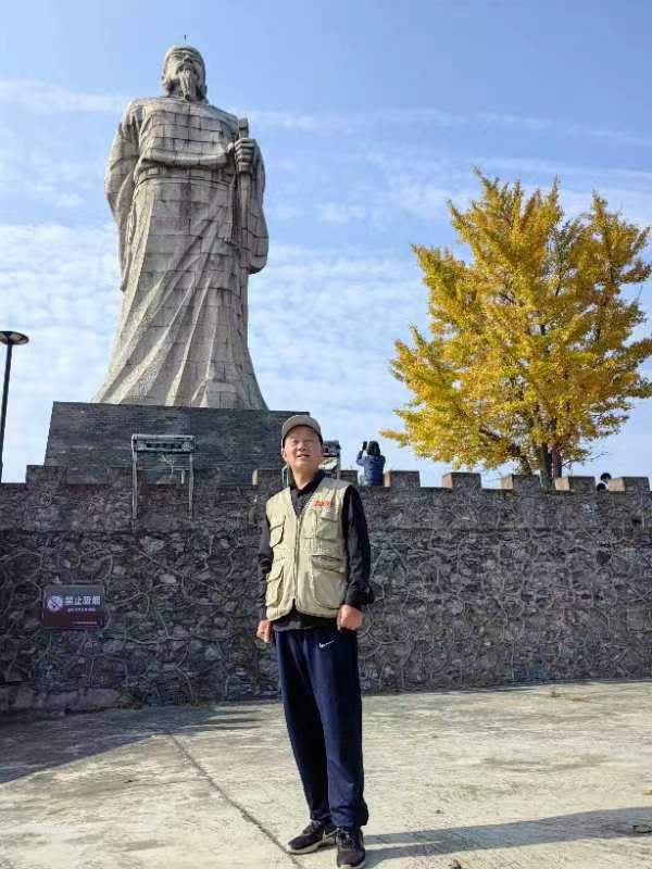 假如，作者周智敏