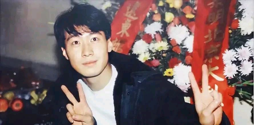 一个歌手也配称得上“伟大”？（图5）