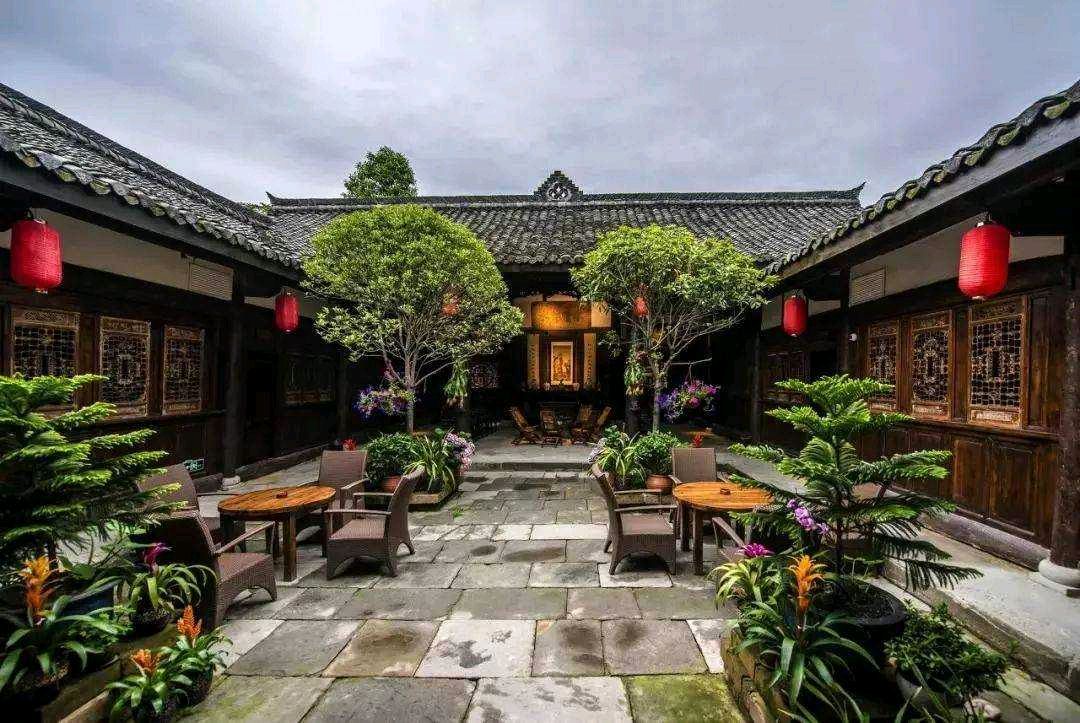 《还乡》作者:幻【主播:涛声依旧】【桃源国际诗歌文化传媒】用声音传递温暖以诵读致敬人生♬（图8）