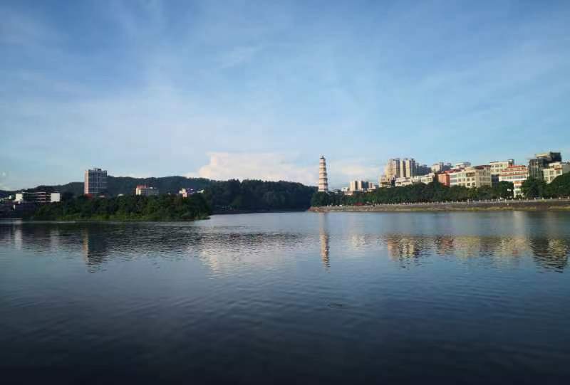 联机全球发布李辅庆作品欣赏（图2）