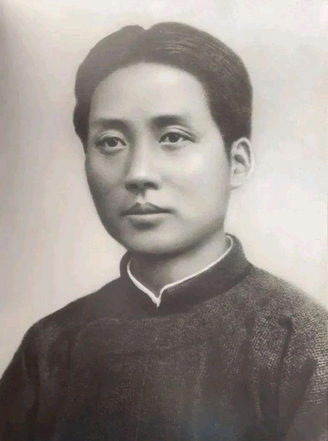 《缅怀伟人、坚定信仰》作者:程振洋【主播:安心·长弓雅士】【桃源国际诗歌文化传媒】 桃源♬ 馨声（图10）