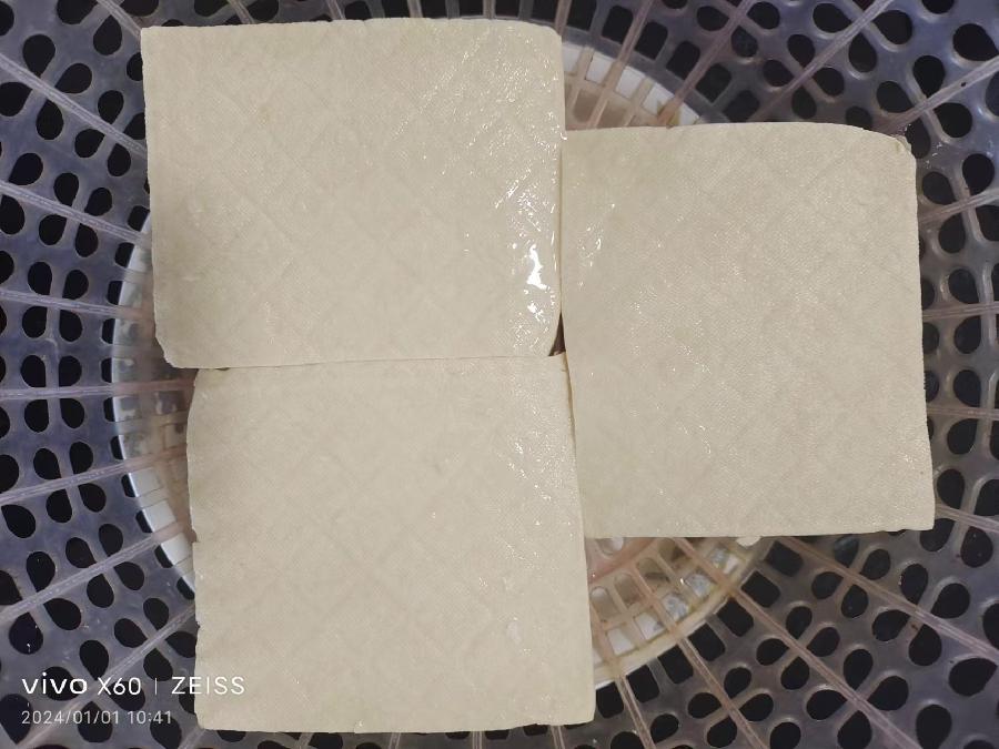 妻做豆腐乳拾句（文/欧阳晖余）……莲叶之珠文学社