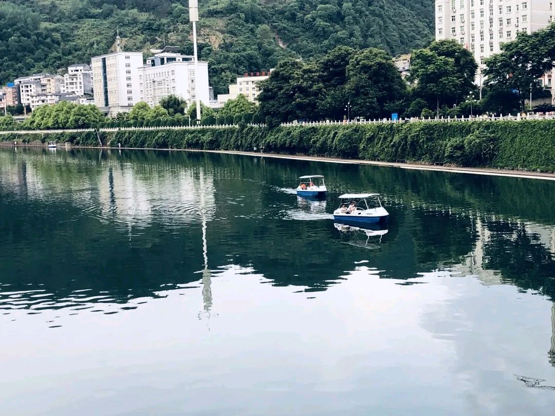 三人行2024年第一期诗刊—北京头条（图18）