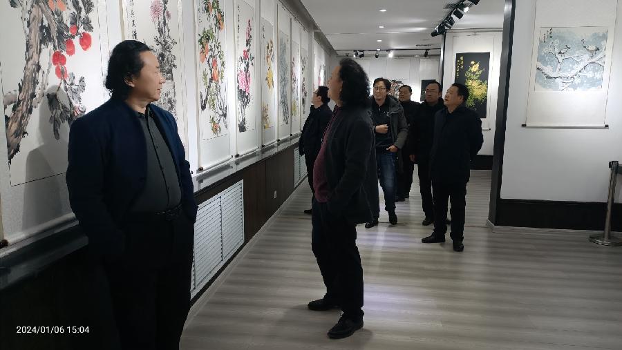 泰安市文联副主席孙黎携美协一行莅临肥城参观指导徐玉正画展（图8）