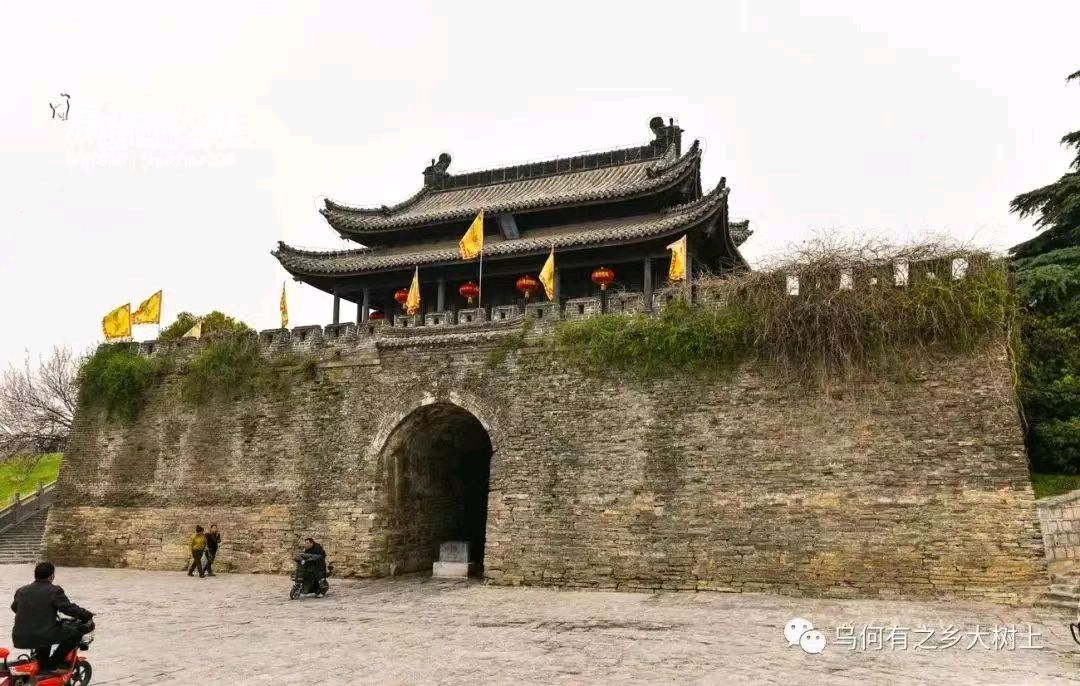 秦芳：《寿县古城墙的启示》