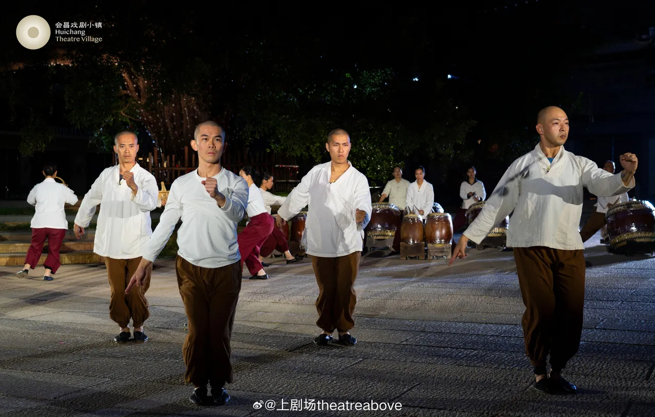 应景乐·此处有戏（文/邹晓华）……莲叶之珠文学社（图3）