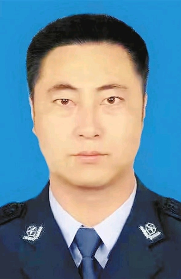 诵秦芳/文周峰：《多想你活着》