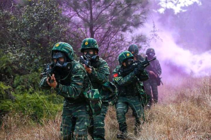 《致敬!人民警察 向前跑——第四个人民警察节有感》作者/李士军 主播/馨园小主 主编/胡琴(图2)