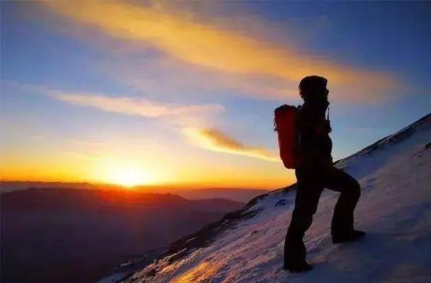 【新山东文学社】《登山感怀》作者/樊志刚 主播/苏宁（图3）
