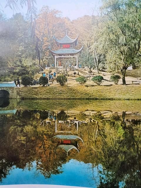 《著名诗词个人专辑》作者:红蝴蝶。配乐:山水湖南[中国现代诗歌文化传媒]（图4）