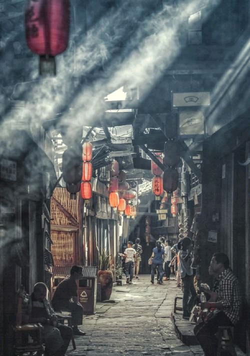 《人间烟火》作者:李芳莹【主播:马艺军】【桃源国际诗歌文化传媒】用声音传递温暖以诵读致敬人生♬（图8）