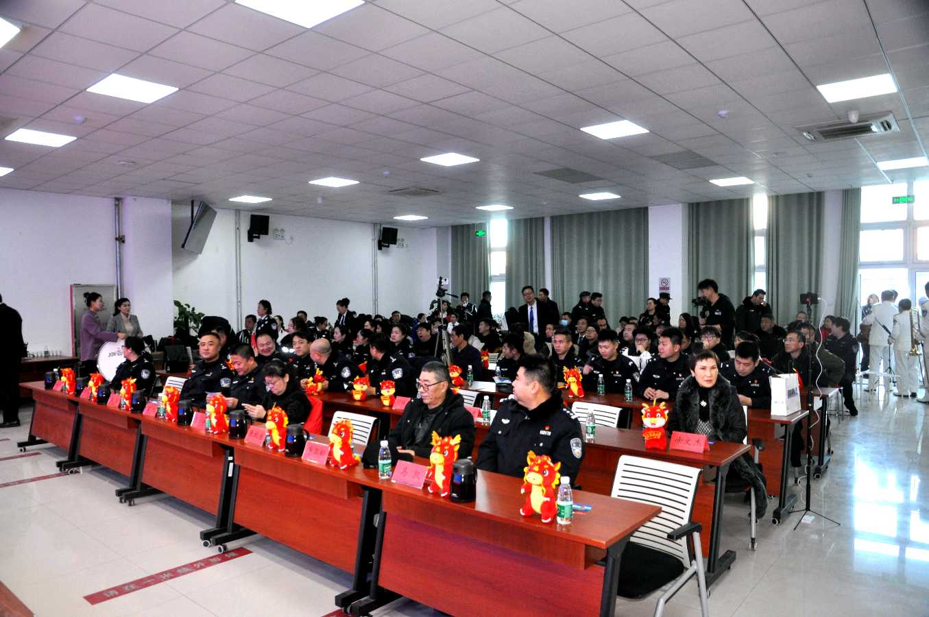 北京芳华朗诵艺术团 ‖ 火热的警营 最美的节日——警民共庆“第四个中国人民警察节”（图41）
