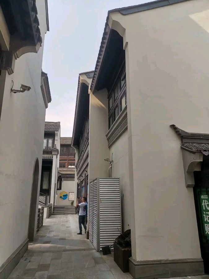 请欣赏三位金牌主播精彩演绎朱俊老师的作品《眼睛里的诗情画意》编辑//海纳百川【第7361期】（图5）