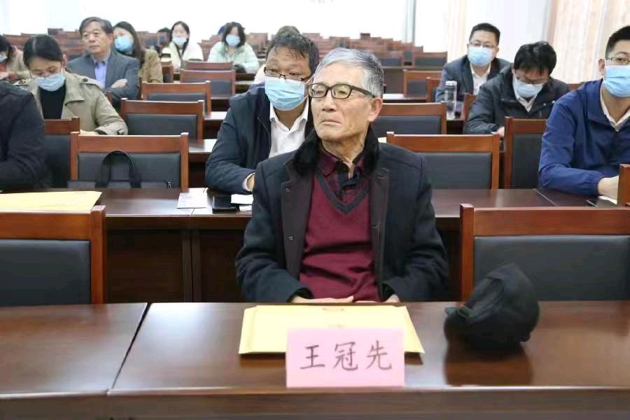 侯文香老师诗词欣赏（图5）