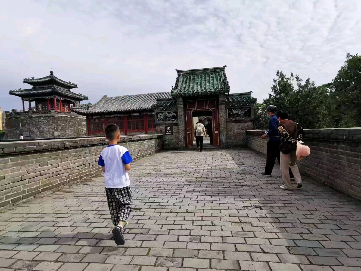 田洁朗诵【青玉案*游邯郸‖沁园春*三峡游】作者/曹英连（图5）